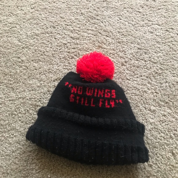 Beanie - Picture 3 of 3